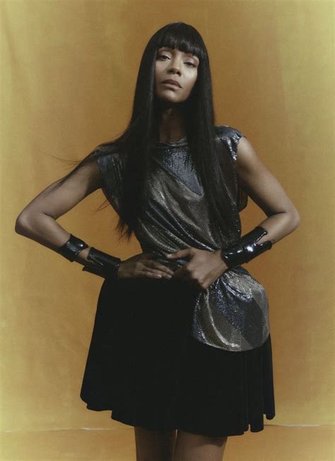 Zoe Saldana Returns To Avatar 2 Busier (and Focused) Than Ever (Vogue Mexico)