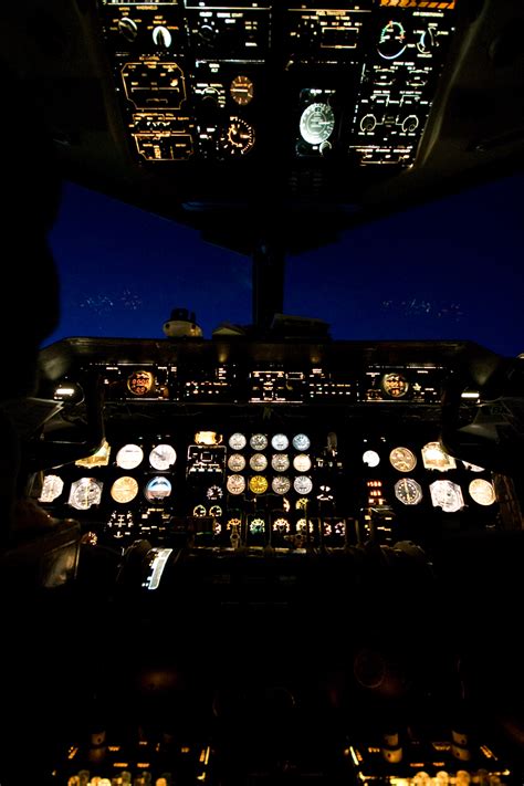 Cockpit Photography, In Flight, At Night - Airliners.net