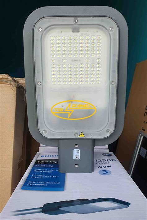 Lampu PJU LED Phillips 100 Watt - Tri Surya Panel