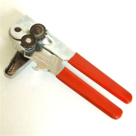 Swing A Way Can Opener Vintage Made in USA Kitchen Utensil