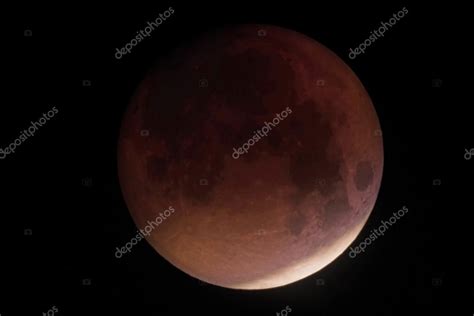 Lunar eclipse red moon Stock Photo by ©vpardi 88246188