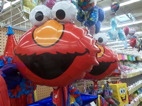 elmo balloons | Rock n Roll and Nintendo | Flickr