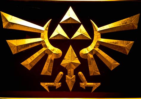 Hylian Crest by miraclegrowafro on DeviantArt