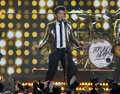 Bruno Mars Super Bowl Halftime Show - Online Diary of AlRitch