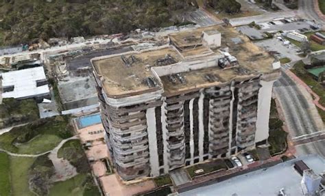 Surfside condo collapse June 24, 2021 before and after. : r/CatastrophicFailure