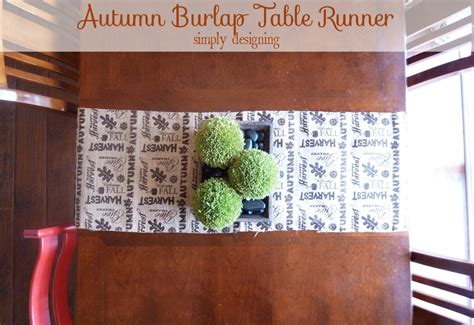 Autumn Harvest Burlap Table Runner #turkeytablescapes