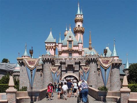 Creepiest Place on Earth: 10 Eerie Disneyland Ghost Stories and Urban Legends