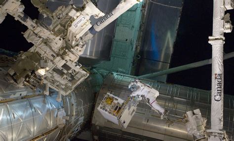 Space Junk Problem Has Scientists Eyeing Some Pretty Innovative ...