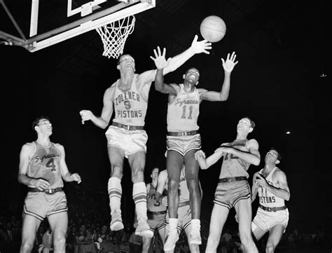 Earl Lloyd, first African American player in the NBA, dies at 86 - The Washington Post