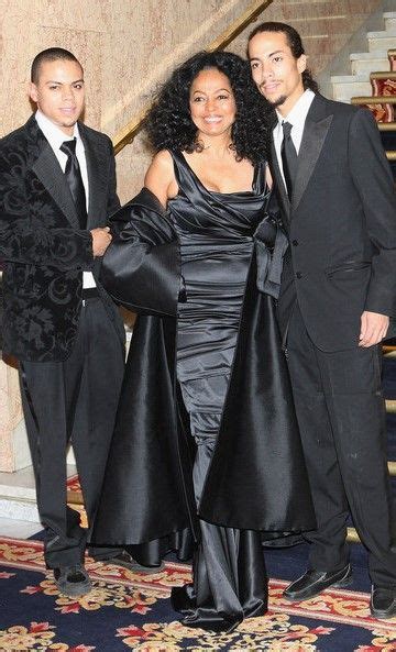 Diana Ross with sons: Ross Arne Naess (b. 1987) Son: Evan Ross (actor ...