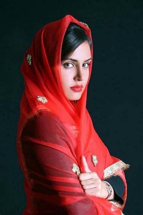 Persian beauty actress | Hijab fashion inspiration, Iranian women, Iranian girl