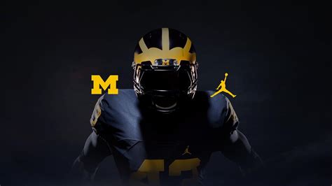 Michigan Wolverines Wallpapers - Top Free Michigan Wolverines Backgrounds - WallpaperAccess