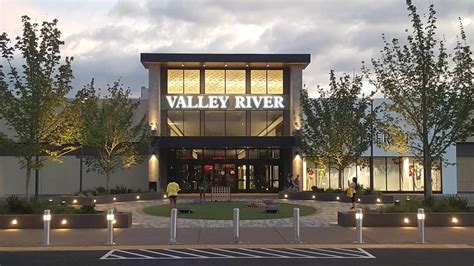 Valley River Center | 293 Valley River Center, Eugene, OR 97401, USA