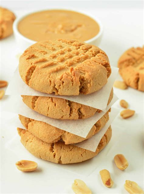 Almond Flour Peanut Butter Cookies (3 Ingredients) | Almond recipes, Best peanut butter cookies ...