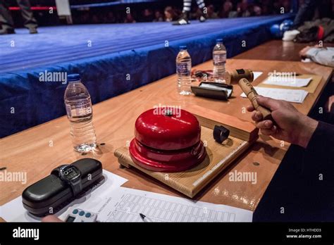 Boxing ring bell hi-res stock photography and images - Alamy