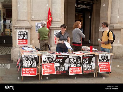 Socialist Worker Newspaper stall, Trafalgar square London UK Stock ...