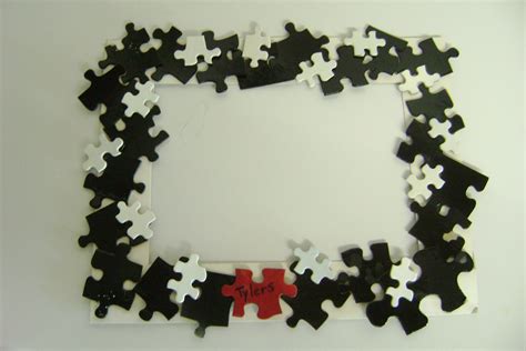 Rejoicing In The Present: DIY Puzzle Frame