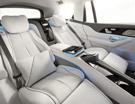 A Look at the Top 3 Luxurious Features of the Mercedes-Maybach GLS ...