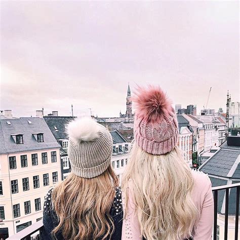 7 Cute Pom Pom Beanies to Pop on Your Head when It Gets Cold ...