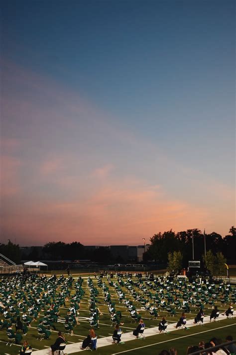 Texas high school graduation carries on | The Stanford Daily