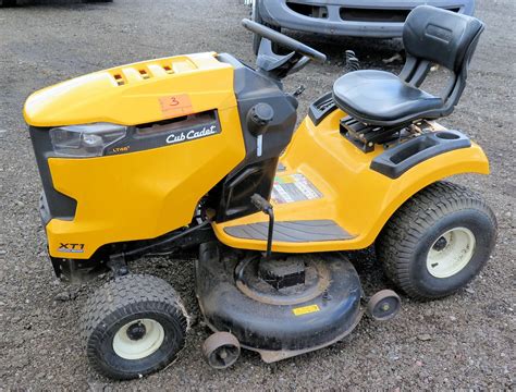 Club Cadet LT46 XT1 Enourd Series Riding Lawn Tractor Mower (Runs ...