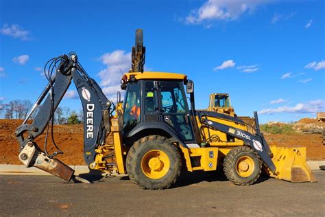 John Deere 110 TLB Loader Backhoe Specs, Dimensions & Weight