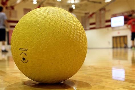 Students beat staff in dodgeball tournament – Fusion by OneMaize Media