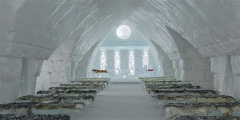 Hôtel de Glace (ice hotel) - Visit | Village Vacances Valcartier