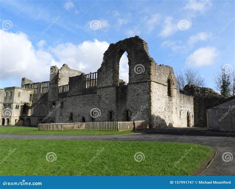 Dudley Castle Courtyard Ruins Stock Image - Image of soon, stone: 157991747