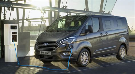 Ford Transit Custom Plug-In Hybrid with Geofencing technology ...