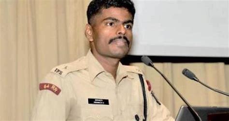 Former IPS officer K Annamalai joins BJP, hints at contesting next year ...