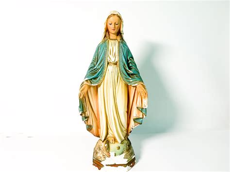 Vintage Statue of Mary Queen of Heaven on Globe - Soft Colors 17 Tall ...