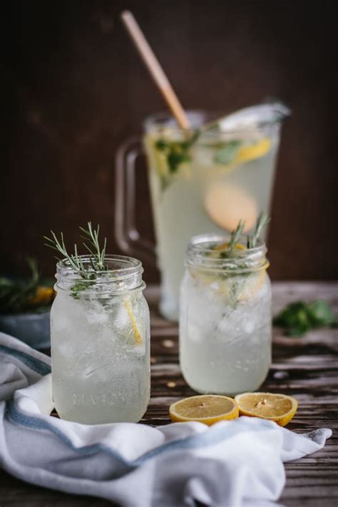 7 Non-Alcoholic Drink Recipes For Spring - Mint and Rosemary Lemonade with Vanilla Drinks ...