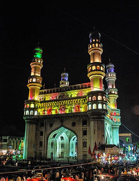 iCapture: Inside Charminar