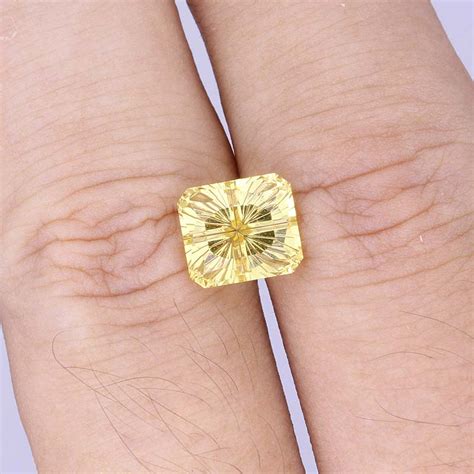 Yellow Beryl Gemstone 2.22ct | John Dyer/Precious Gemstones Co. Catalog