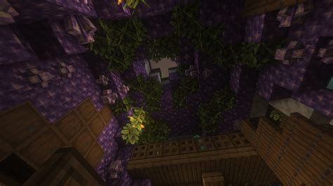 Amethyst Geode House - Creative Build Series Minecraft Map