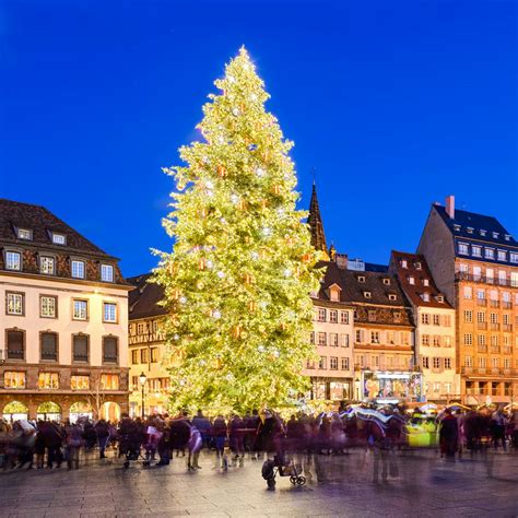 Strasbourg During Christmas / Defocused city in strasbourg france. - k7off