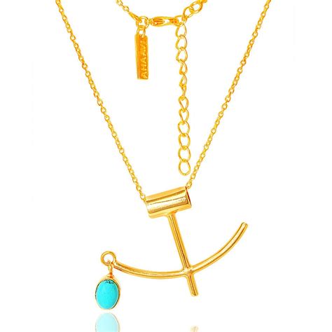 Gold anchor necklace