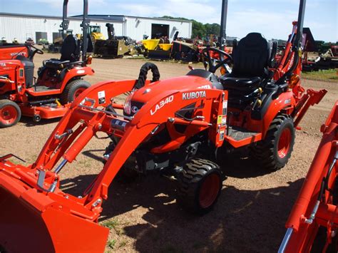 2017 KUBOTA LA340 sale in Wisconsin #1439767