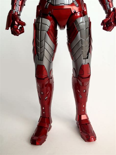 Hot Toys Iron Man mark V leg details | The details are amazi… | Flickr