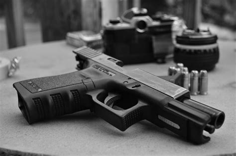 Glock 23 Wallpaper - WallpaperSafari