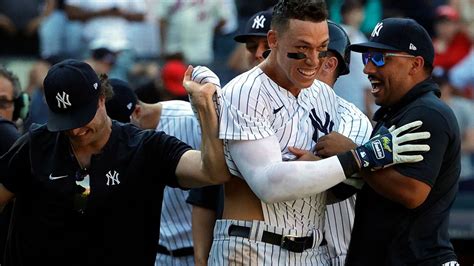 New York Yankees move ahead of Los Angeles Dodgers as World Series ...