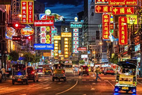 Downtown in Chinatown, Bangkok - Go Thai. Be Free - Tourism Authority ...