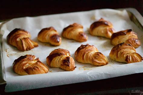 Croissants et pains au chocolat maison (pas à pas) | Cuisine en Scène ...