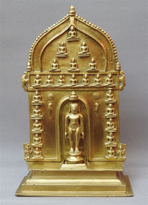 standing tirthankara – Astamangala