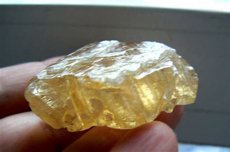 Sell Natural Yellow Uncut Raw Rough Diamond(id:24027099) - EC21