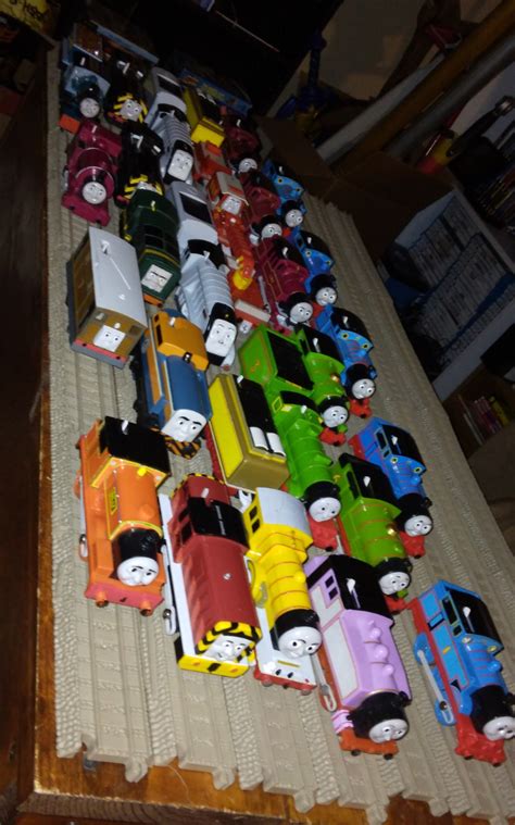 All of my current Thomas trackmaster engines : r/thomasthetankengine