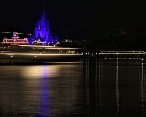 Disney - Cinderella Castle from across Seven Seas Lagoon | Flickr