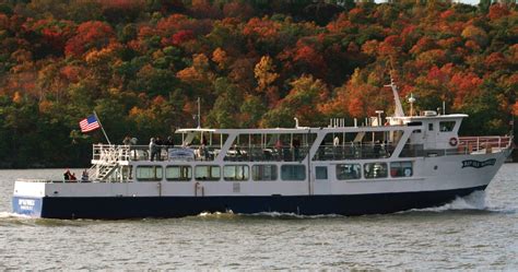 Experience the Brilliant Fall Colors on the Hudson River | Hudson River ...