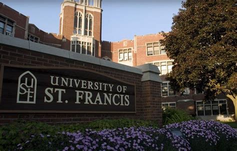 University of St. Francis Rankings, Campus Information and Costs | UniversityHQ